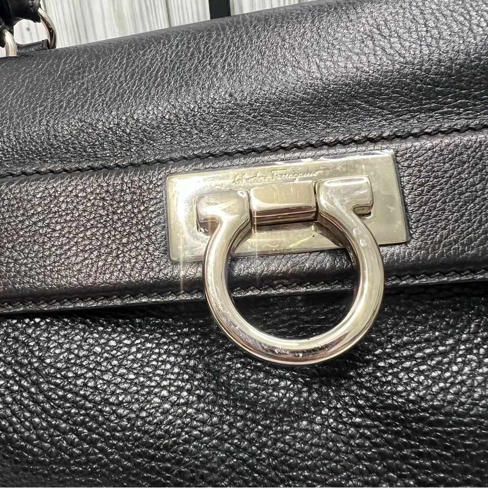 Salvatore Ferragamo Black Pebbled Leather Satchel Tote Bag Top Handle Purse
